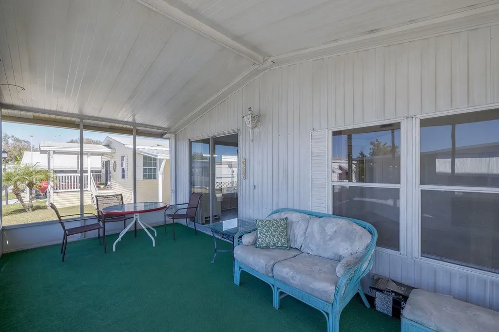 2001 N 83rd Avenue Avenue N St. Petersburg FL 33702