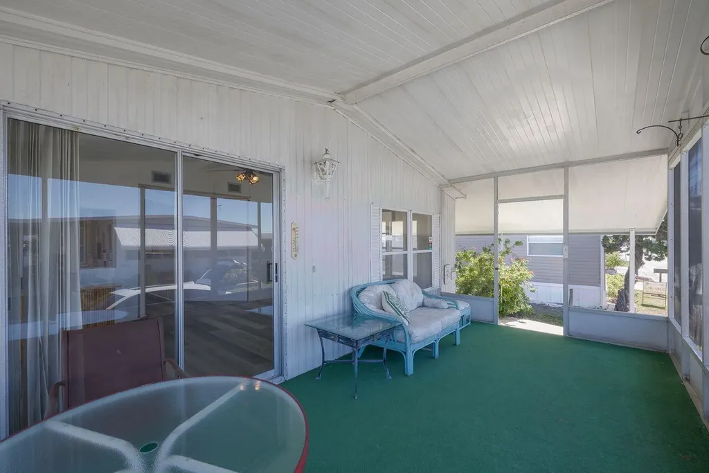 2001 N 83rd Avenue Avenue N St. Petersburg FL 33702