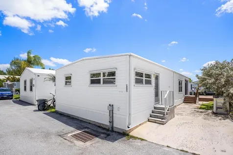 205 S Ibis Drive Briny Breezes FL 33435