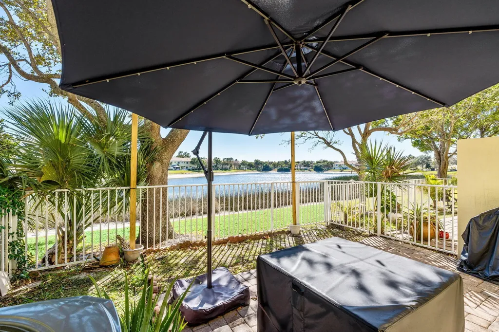 948 Imperial Lake Road West Palm Beach FL 33413