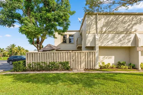 12126 Regal Court E Wellington FL 33414
