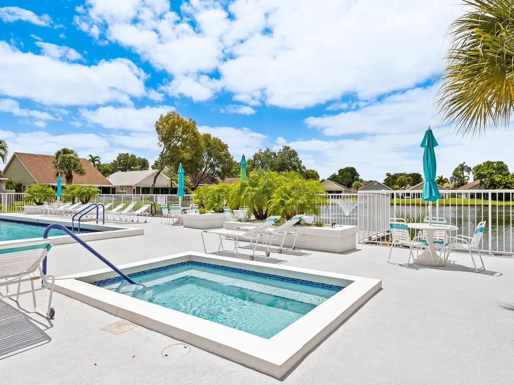 13750 Oneida Drive Delray Beach FL 33446