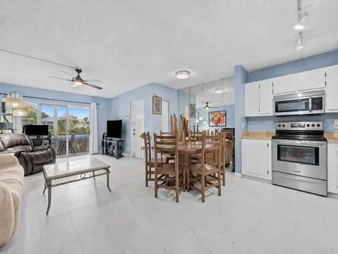 13750 Oneida Drive Delray Beach FL 33446