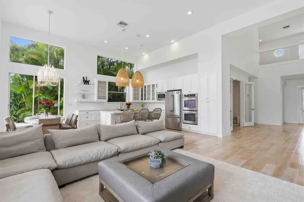 4169 Briarcliff Circle Boca Raton FL 33496