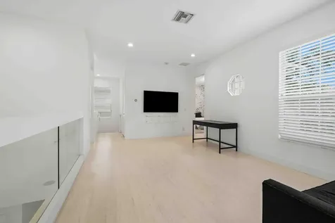 4169 Briarcliff Circle Boca Raton FL 33496