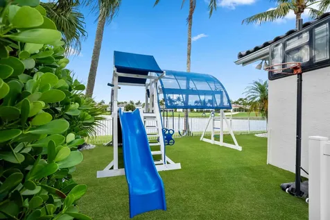 4169 Briarcliff Circle Boca Raton FL 33496