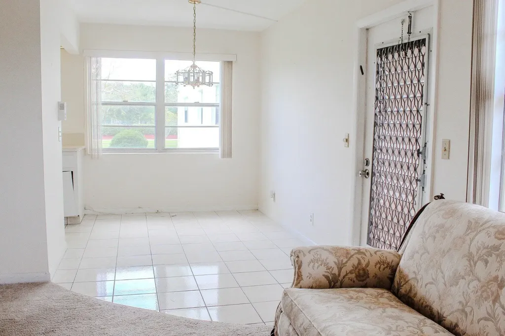 66 Brighton Boca Raton FL 33434