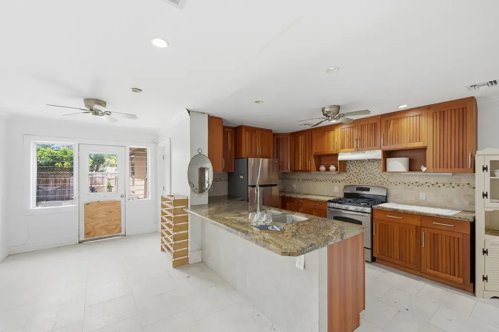 303 Cornell Drive Lake Worth Beach FL 33460