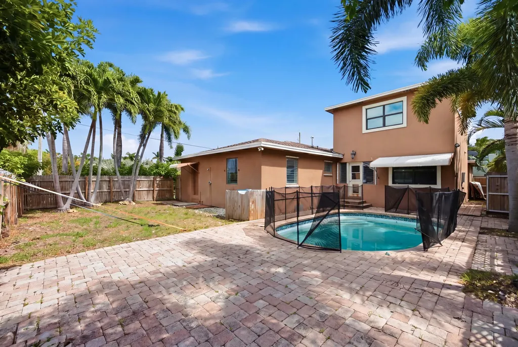 303 Cornell Drive Lake Worth Beach FL 33460