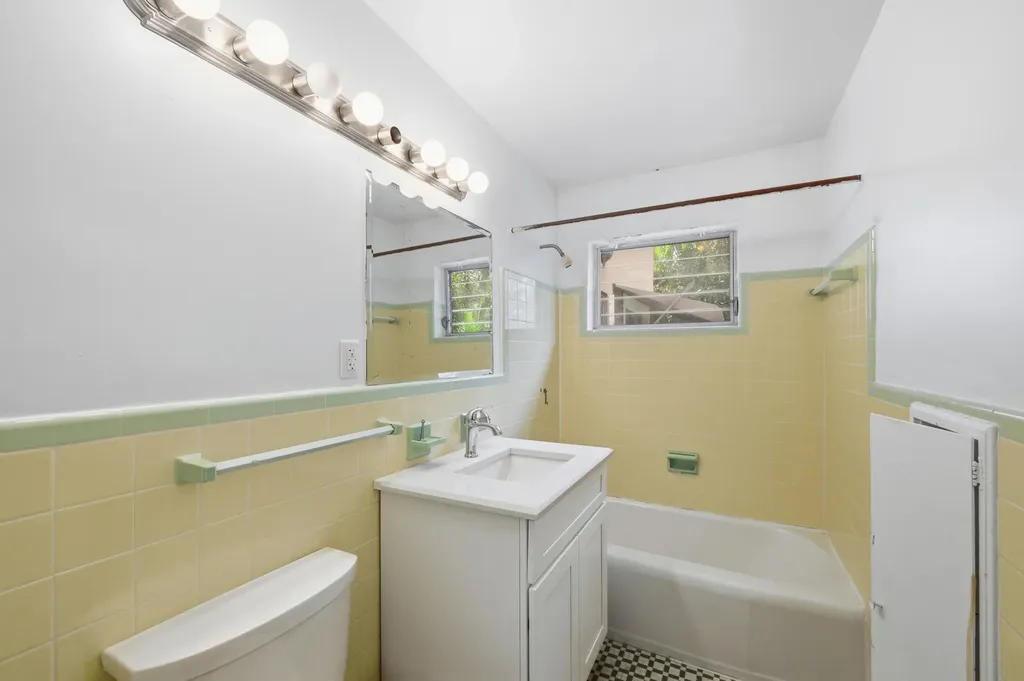 303 Cornell Drive Lake Worth Beach FL 33460
