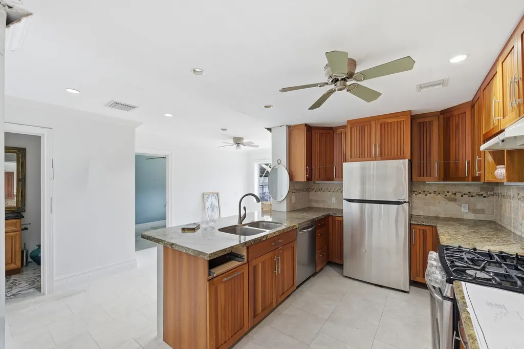 303 Cornell Drive Lake Worth Beach FL 33460