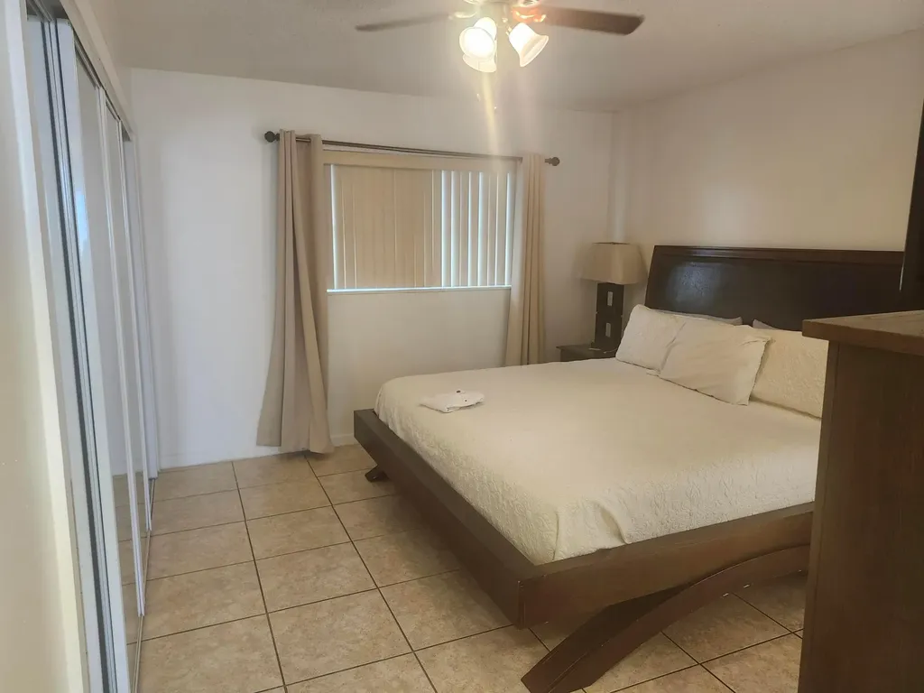 2689 W Dudley Drive Drive W West Palm Beach FL 33415