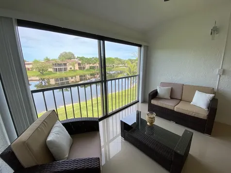 9285 Vista Del Lago Boca Raton FL 33428