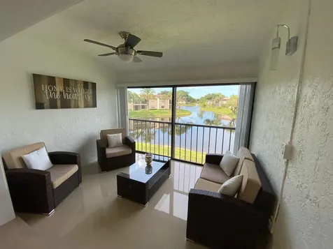 9285 Vista Del Lago Boca Raton FL 33428