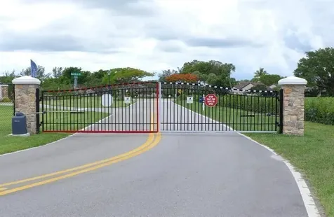 9285 Vista Del Lago Boca Raton FL 33428