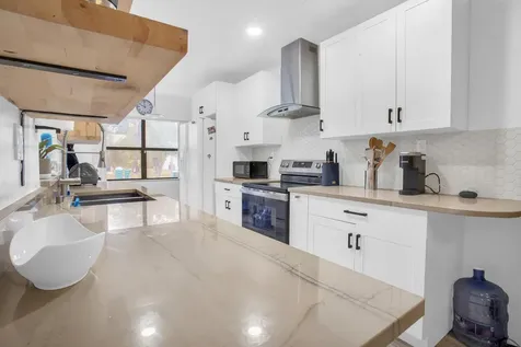 8202 NW 100th Drive Tamarac FL 33321