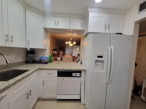 5945 Del Lago Circle Sunrise FL 33313