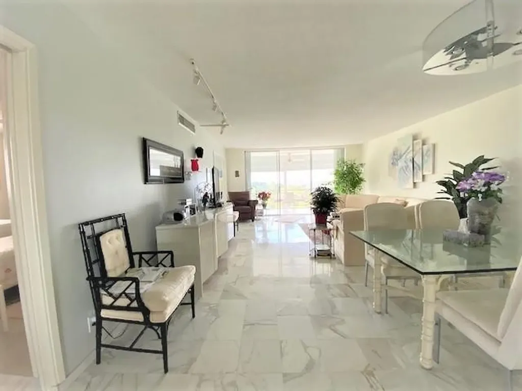 2671 S Course Drive Pompano Beach FL 33069