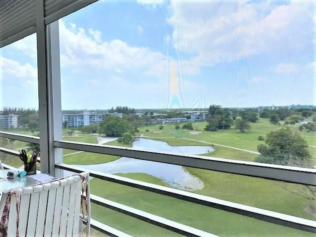 2671 S Course Drive Pompano Beach FL 33069