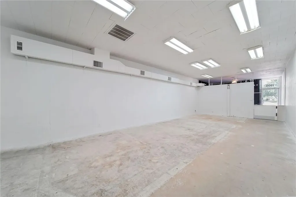 1900 E Oakland Park Boulevard Fort Lauderdale FL 33306