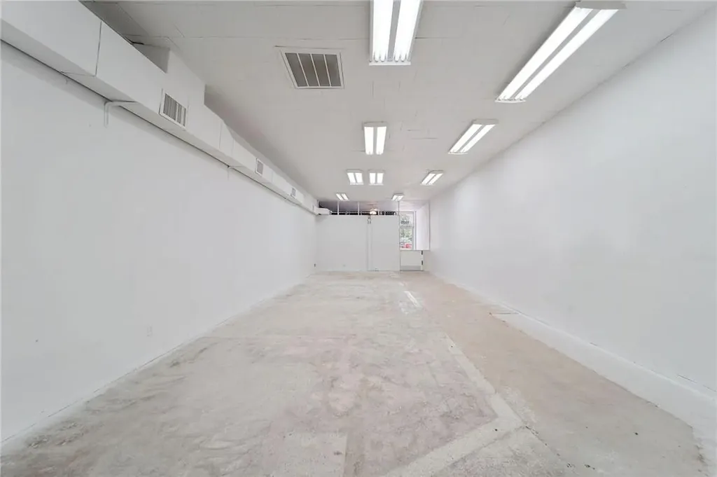 1900 E Oakland Park Boulevard Fort Lauderdale FL 33306