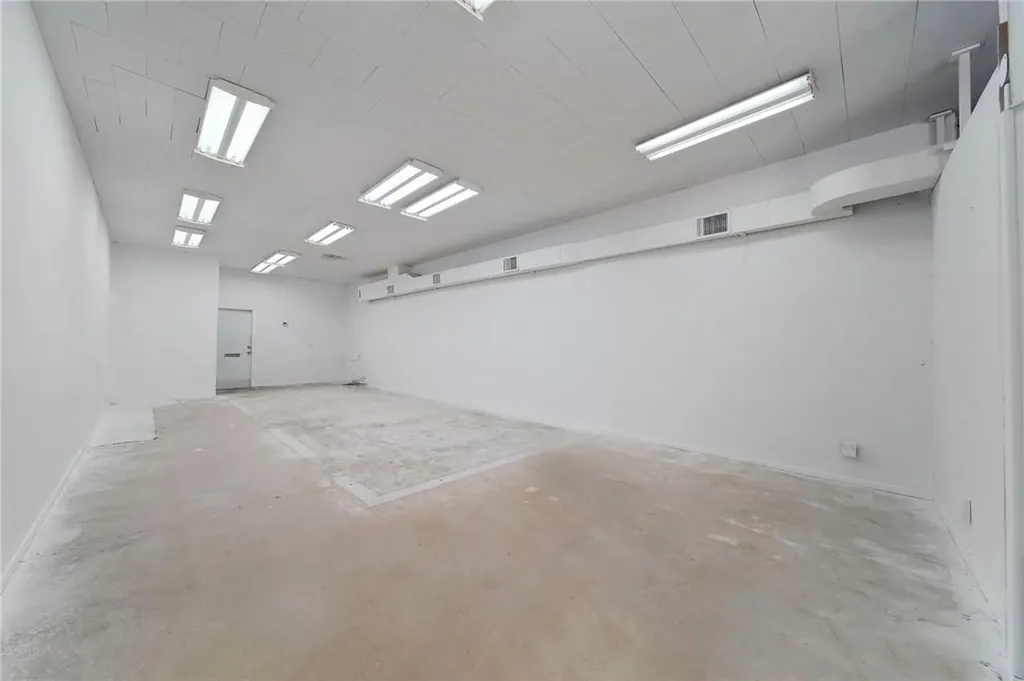 1900 E Oakland Park Boulevard Fort Lauderdale FL 33306