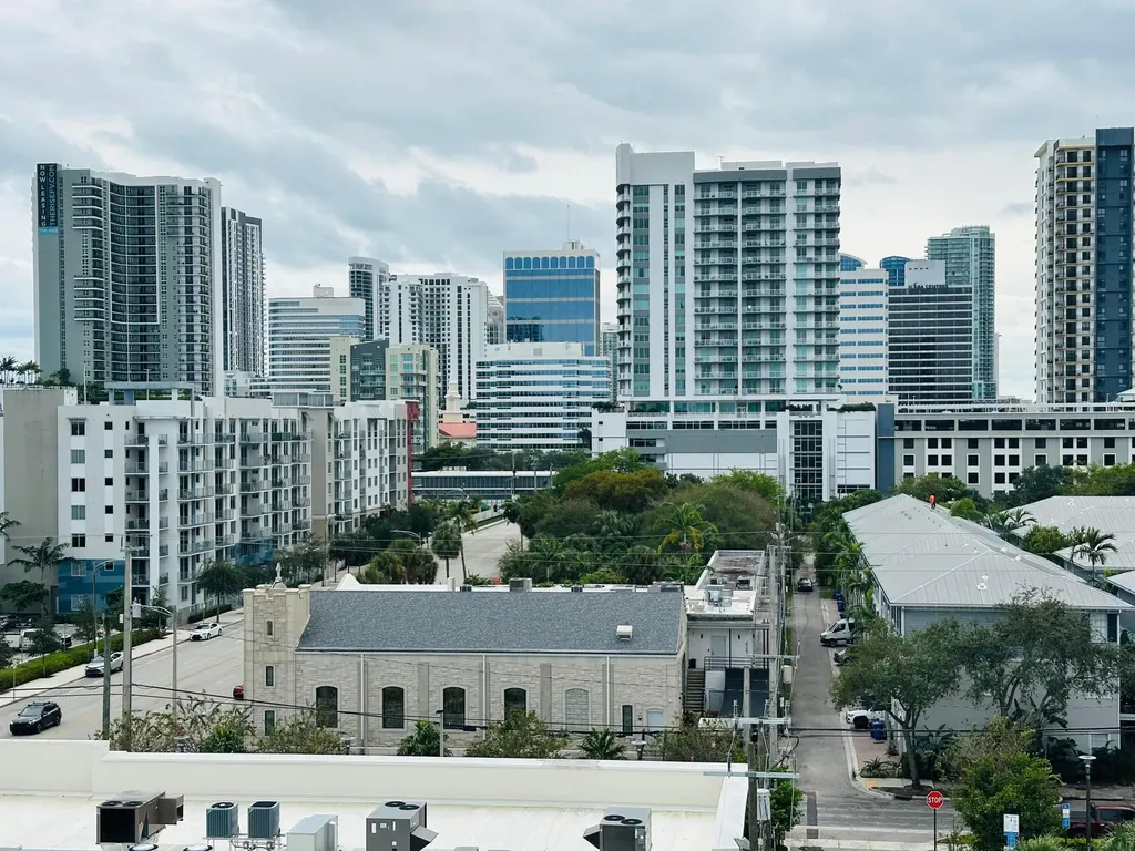 533 NE 3rd Avenue Fort Lauderdale FL 33301