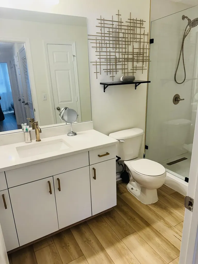 533 NE 3rd Avenue Fort Lauderdale FL 33301