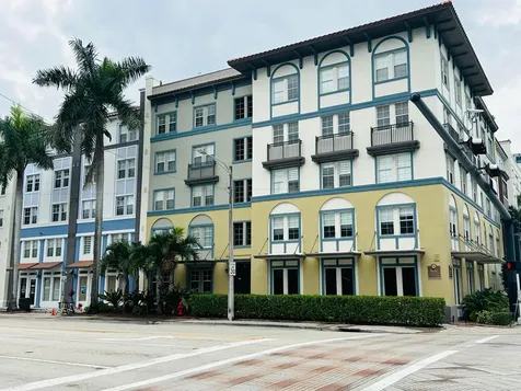 533 NE 3rd Avenue Fort Lauderdale FL 33301