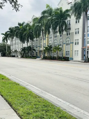 533 NE 3rd Avenue Fort Lauderdale FL 33301