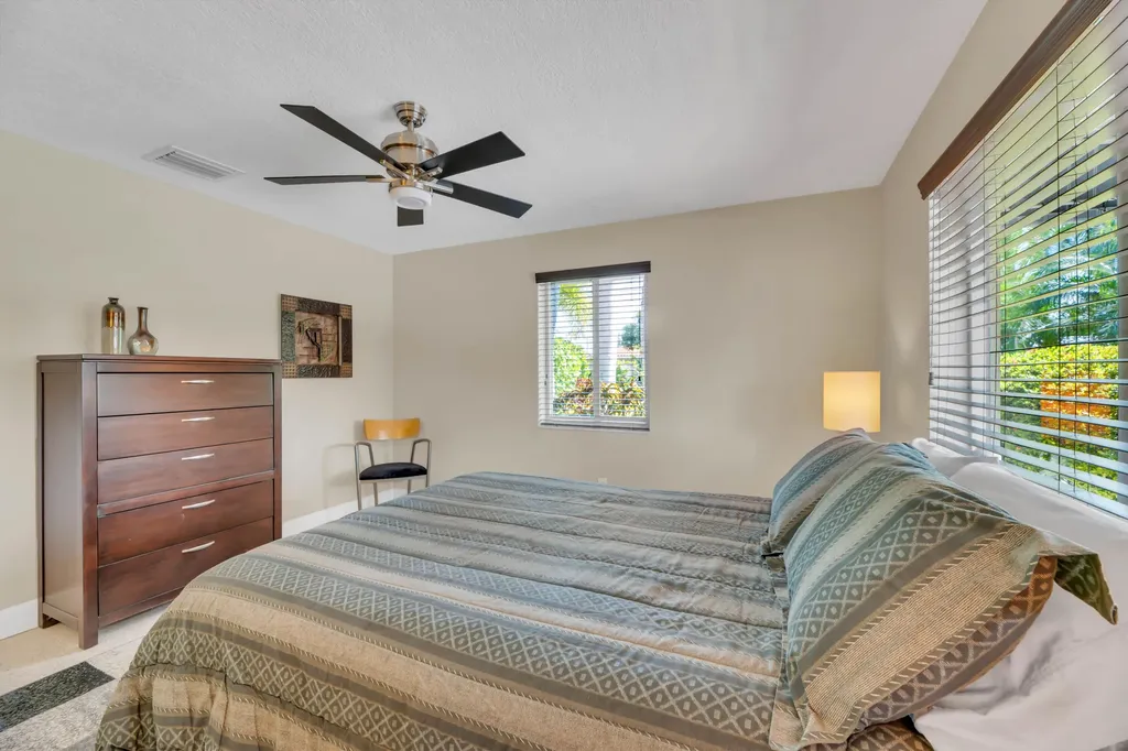 2401 NE 17th Terrace Wilton Manors FL 33305