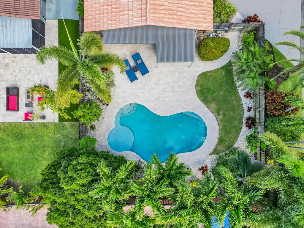 2401 NE 17th Terrace Wilton Manors FL 33305
