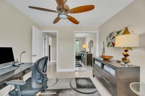 2401 NE 17th Terrace Wilton Manors FL 33305