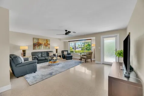 2401 NE 17th Terrace Wilton Manors FL 33305