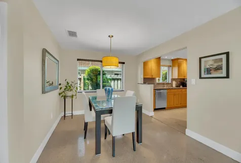 2401 NE 17th Terrace Wilton Manors FL 33305