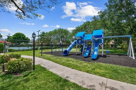 8304 Vía Di Veneto Boca Raton FL 33496