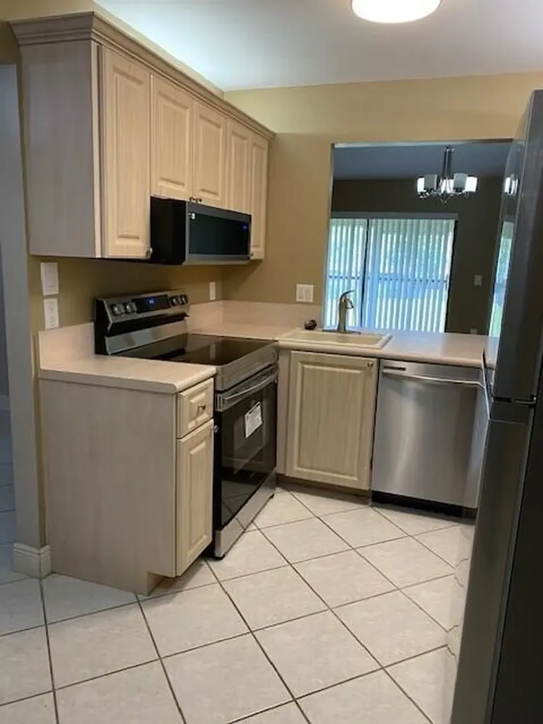 23398 Lyons Road Boca Raton FL 33428