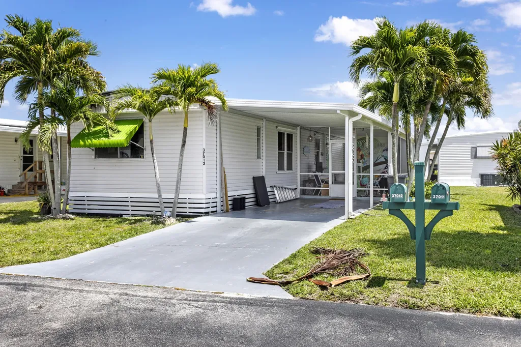 37012 Exuma Bay Boynton Beach FL 33436