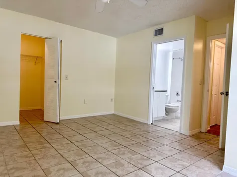 5065 Wiles Road Coconut Creek FL 33073