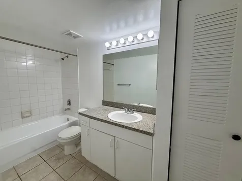 5065 Wiles Road Coconut Creek FL 33073