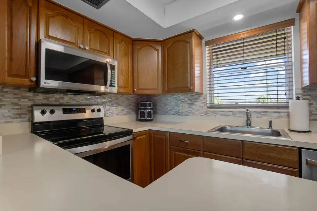 306 S Circle Drive S Boynton Beach FL 33435