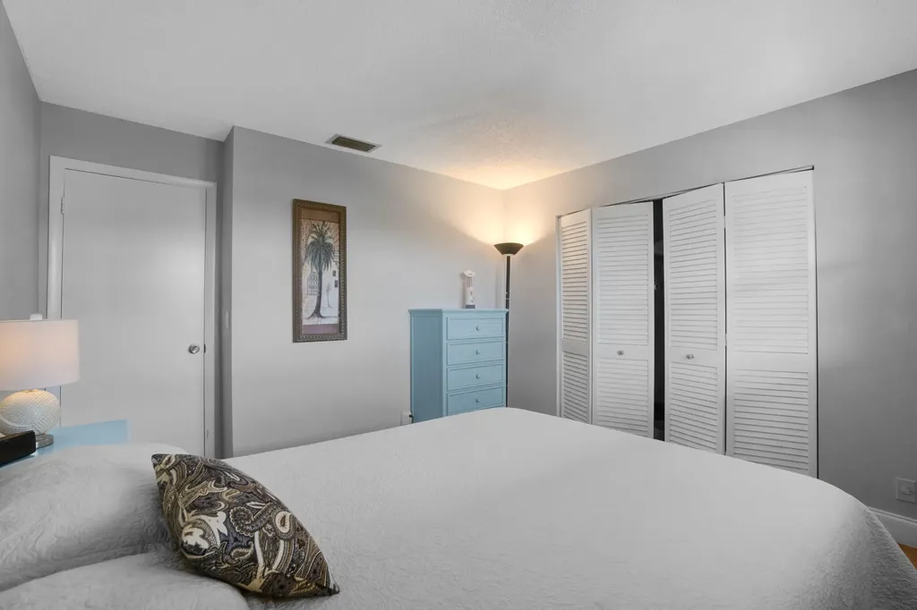 306 S Circle Drive S Boynton Beach FL 33435