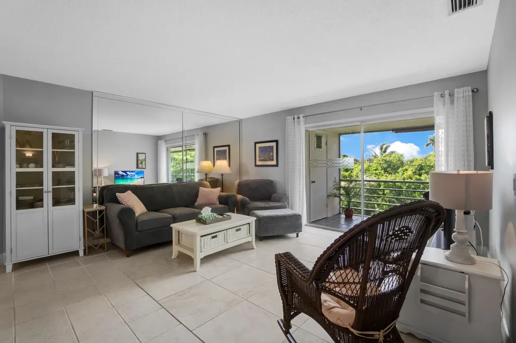 306 S Circle Drive S Boynton Beach FL 33435