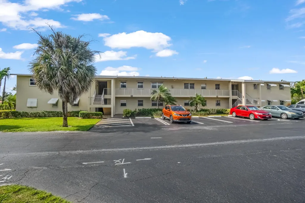 306 S Circle Drive S Boynton Beach FL 33435