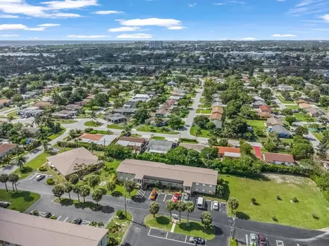 306 S Circle Drive S Boynton Beach FL 33435