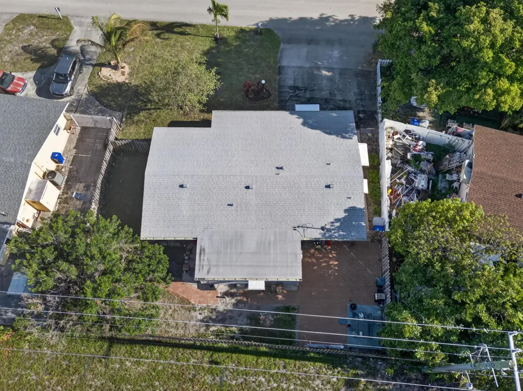 1211 NE 35th Street Pompano Beach FL 33064