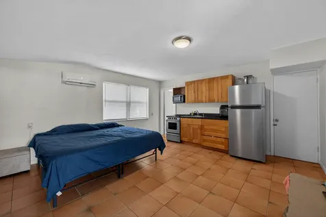 1211 NE 35th Street Pompano Beach FL 33064