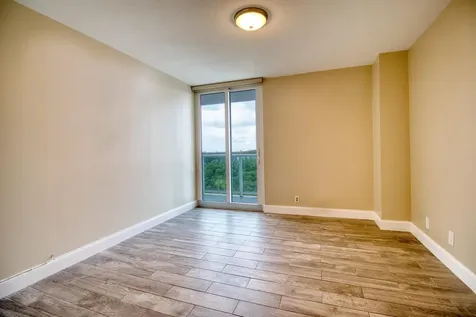 100 Bayview Drive Sunny Isles Beach FL 33160