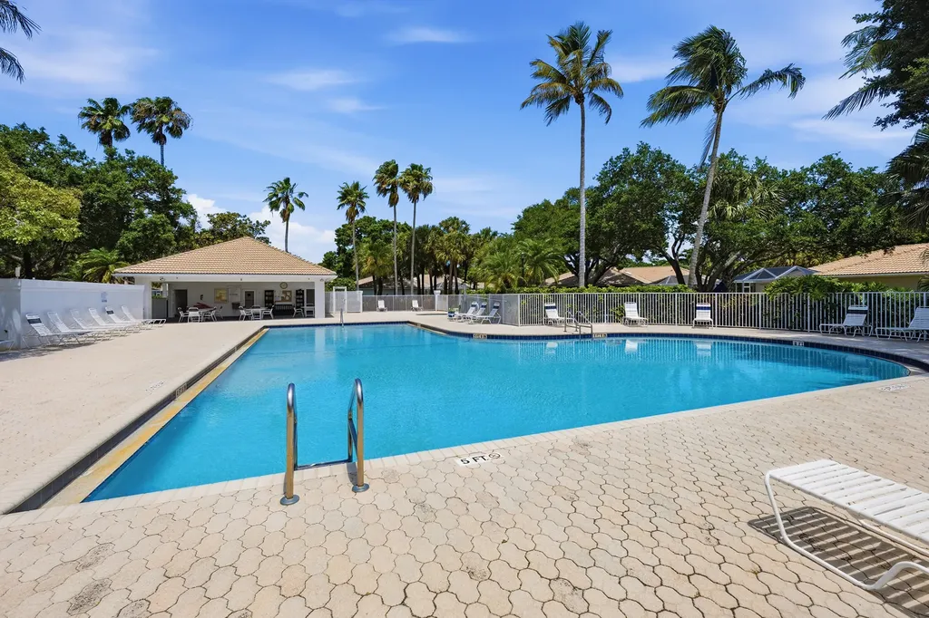2101 Pin Oak Court Palm Beach Gardens FL 33410