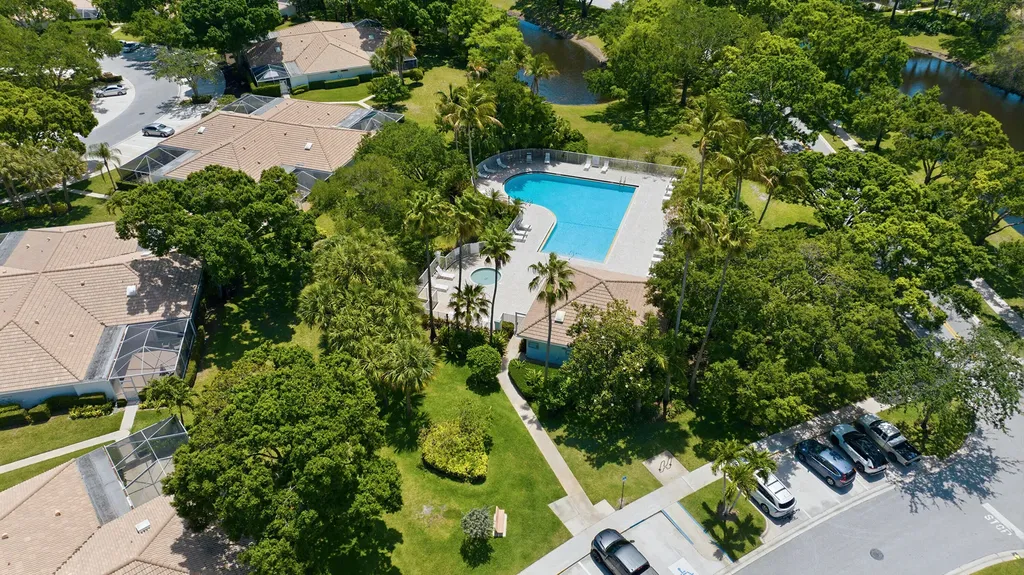 2101 Pin Oak Court Palm Beach Gardens FL 33410